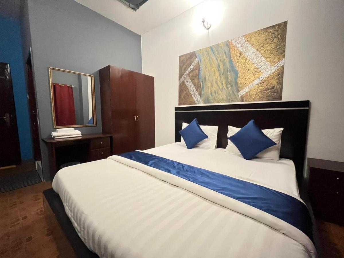 Bab Al Bahrain Hotel Al Manamah Esterno foto
